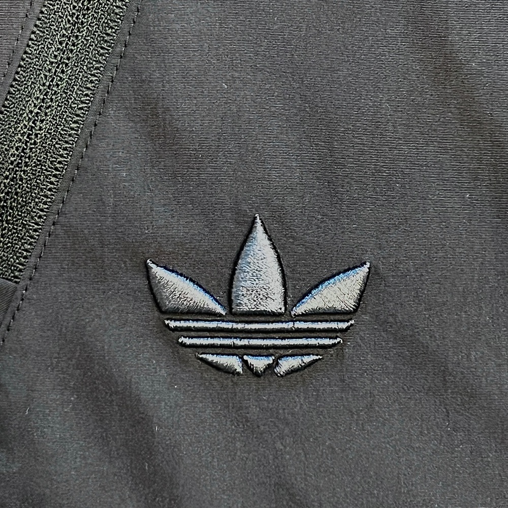 Adidas Adicolor Neuclassics Track Jacket in black - Picture 5 of 11